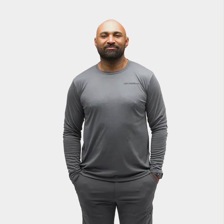 Grundéns Men's Kracken Graphic Long Sleeve Tech T-Shirt