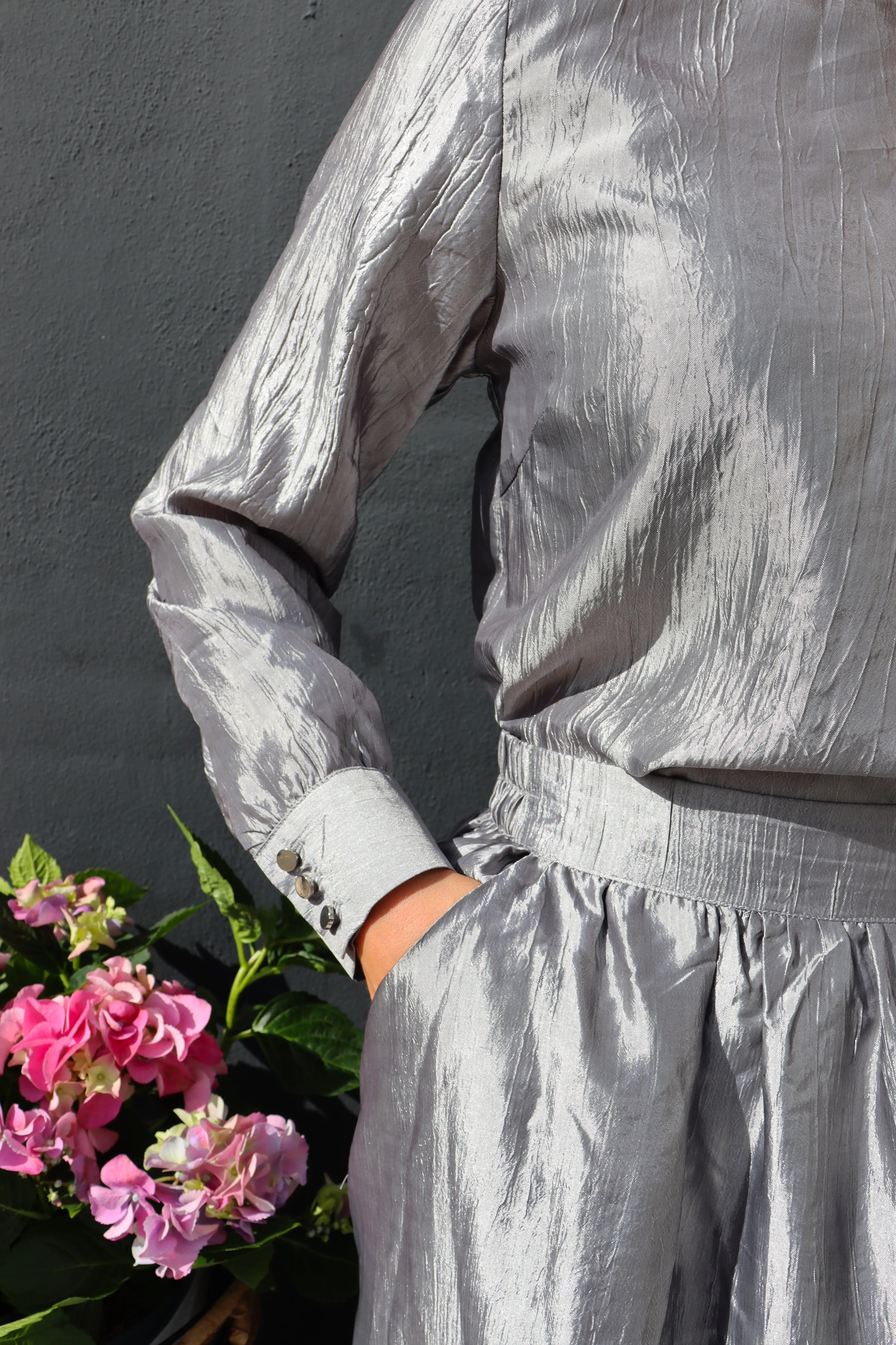 SILVIA LS TIE BLOUSE - SILVER GREY